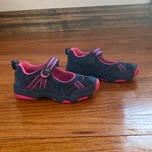 New stride rite shoes